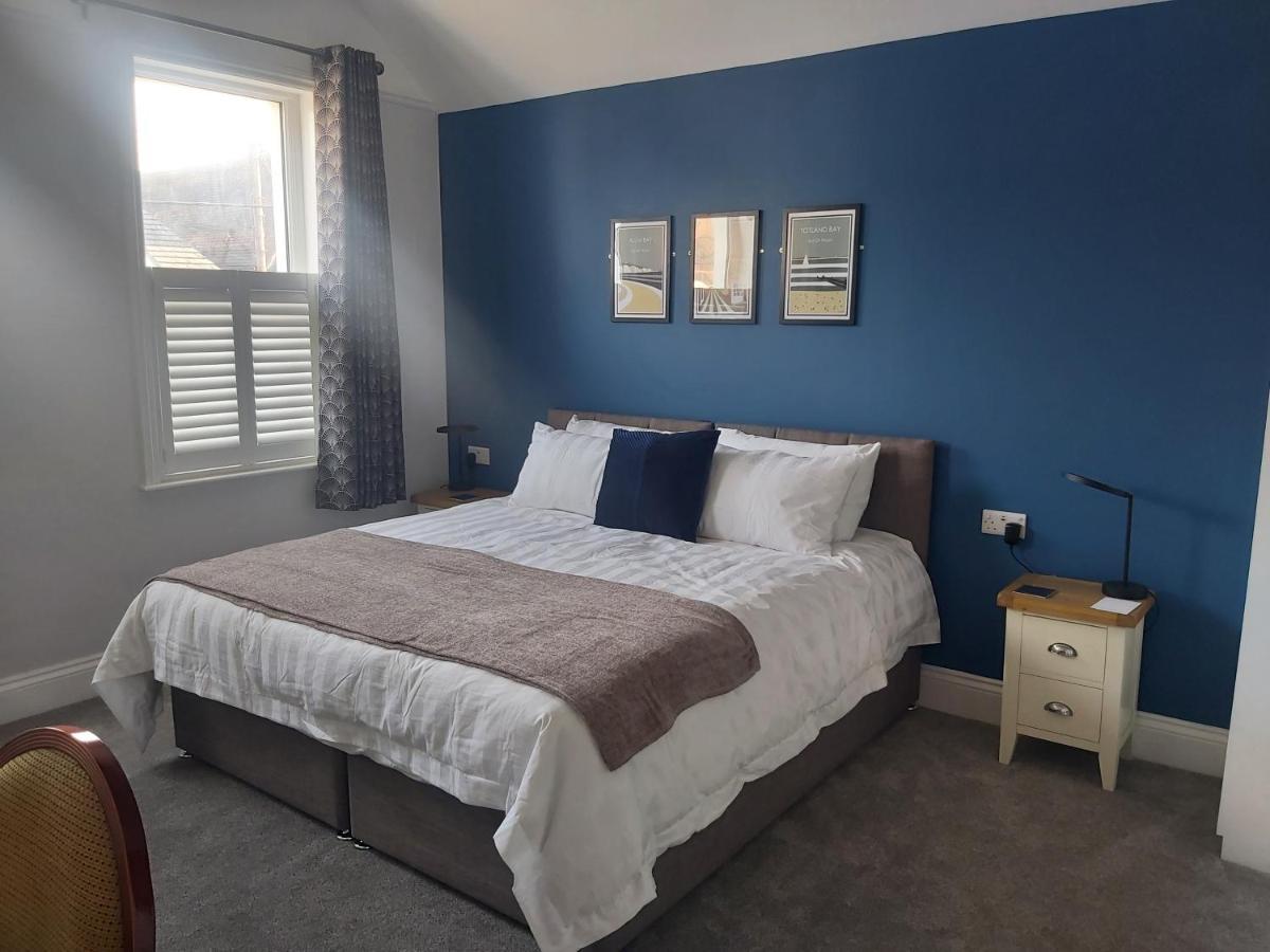 Bed and Breakfast Bay House Totland Exteriér fotografie